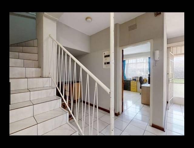 5 BEDROOM TOWNHOUSE FOR SALE IN WITFIELD